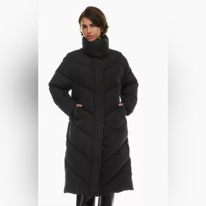 Aritzia Wilfred - The Cloud Puff (Long)